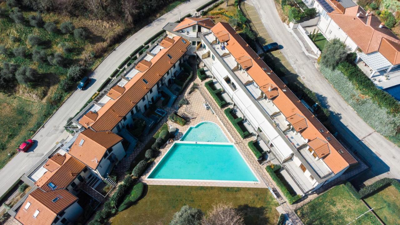 Residence Atollo Манерба-дель-Гарда Экстерьер фото